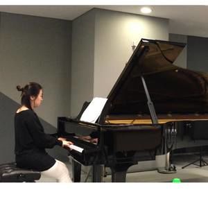 Meet your Posher, Mel